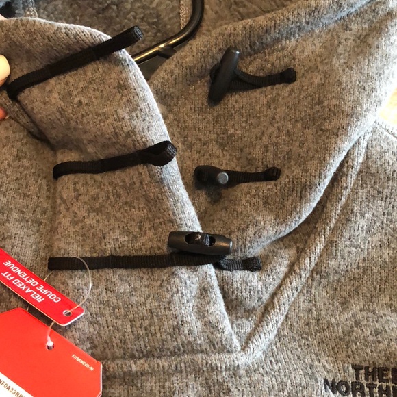 🚫SOLD🚫 North Face Toggle Hoodie Size L - Picture 3 of 6